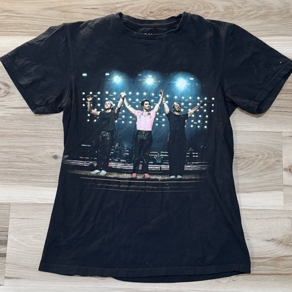 Jonas Brothers Spotlight Concert Tour Tee Shirt Women’s Small